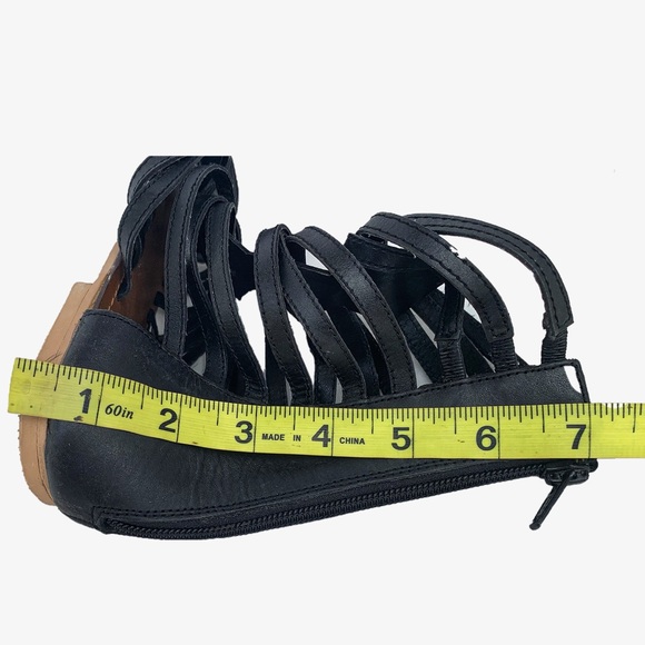 Charles by Charles David Austin Gladiator Sandals - Picture 13 of 13